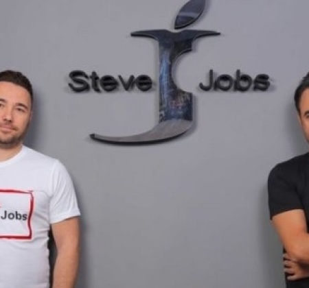 Os italianos que derrotaram a Apple ao registrar primeiro a marca Steve Jobs.